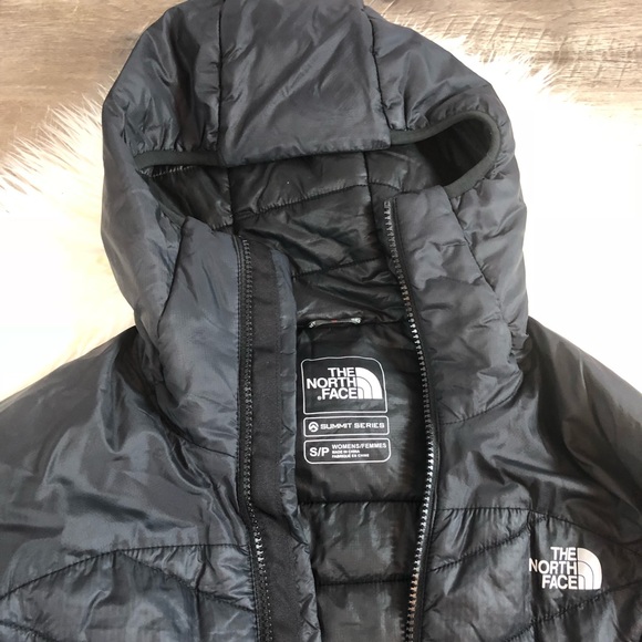 SOLD! NORTH FACE | Summit Series Jacket - Picture 5 of 5